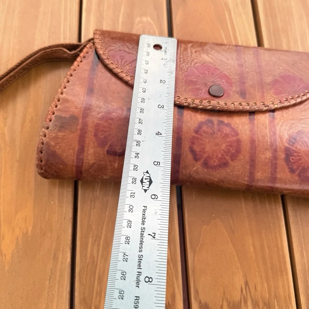 Vintage 70s Medium Leather Handtooled Handpainted Clutch Bag Handbag